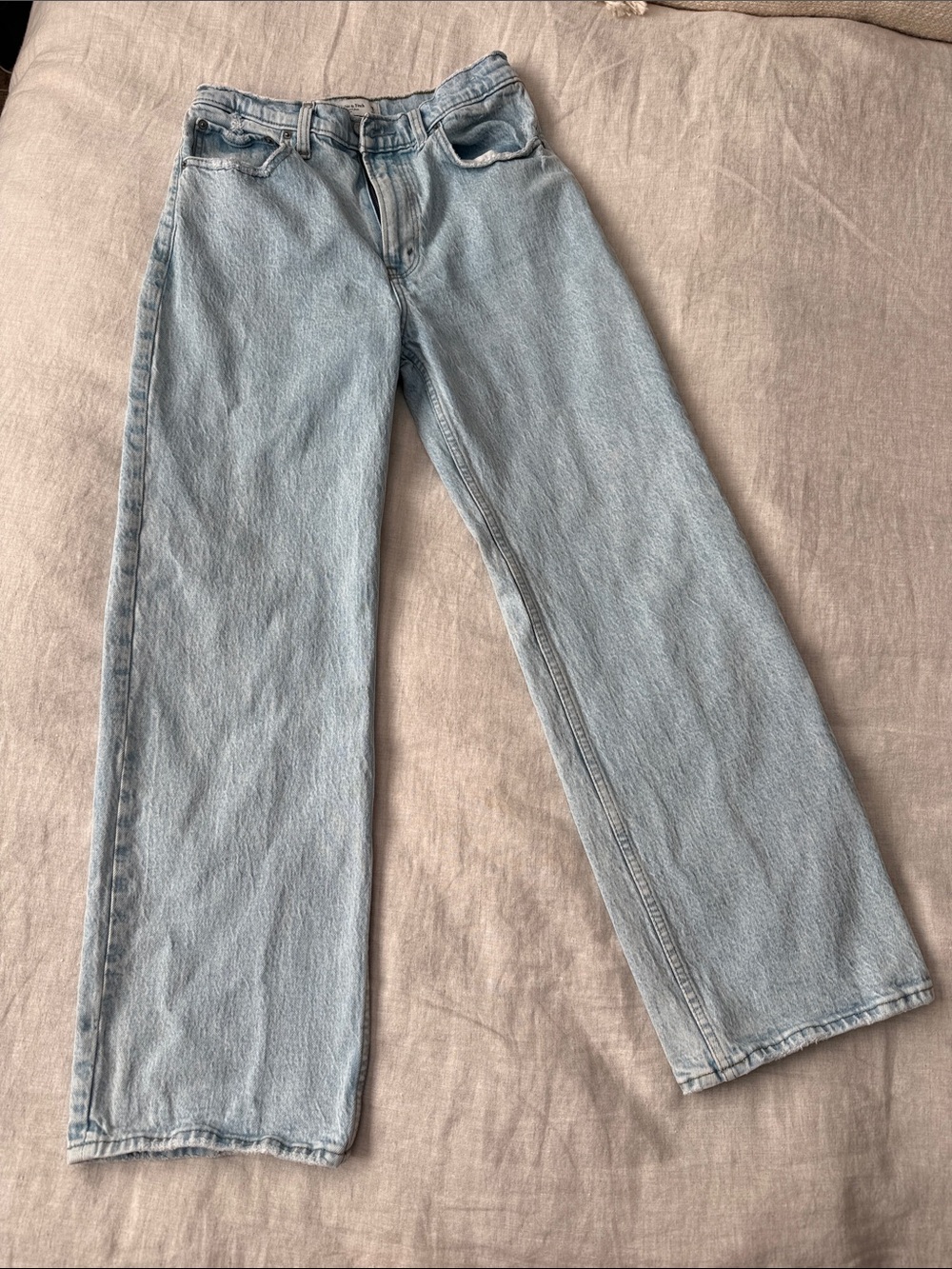 Abercrombie & Fitch - Light Wash High-Rise Straight Leg Jeans - Women's